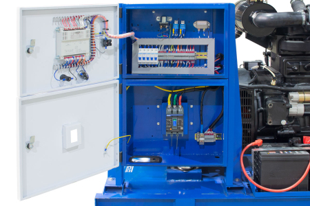 Дизельный генератор ТСС ЭД-60-Т400 с АВР в погодозащитном кожухе на прицепе 025402